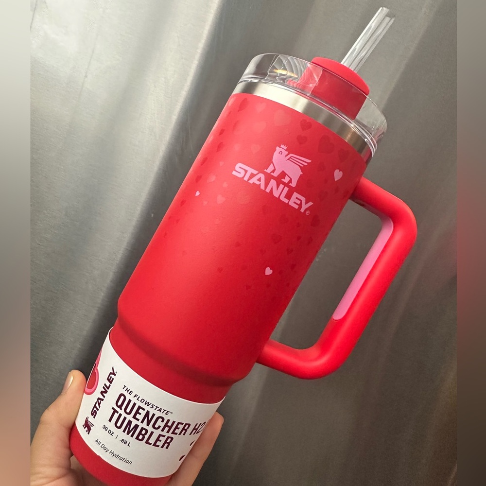 ❤️ Stanley with Hearts- 35 oz 💕